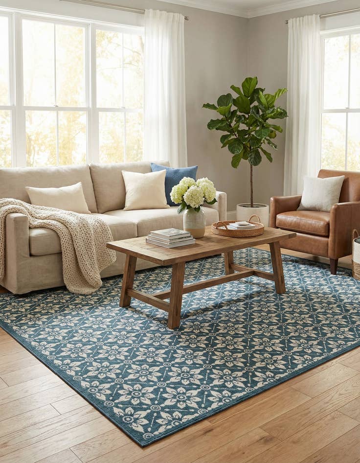Detail image of  9' x 12'  Washable Lattice Indoor / Outdoor Rug