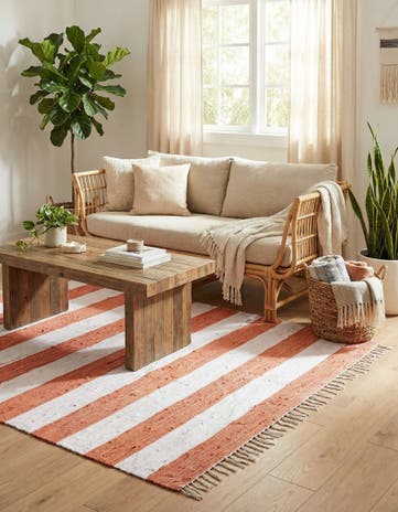 7' 10 x 7' 10 Hand Woven Chindi Rag Square Rug