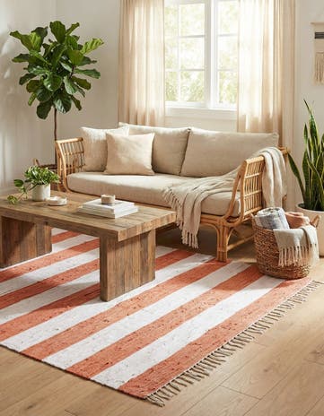 7' 10 x 7' 10 Hand Woven Chindi Rag Square Rug