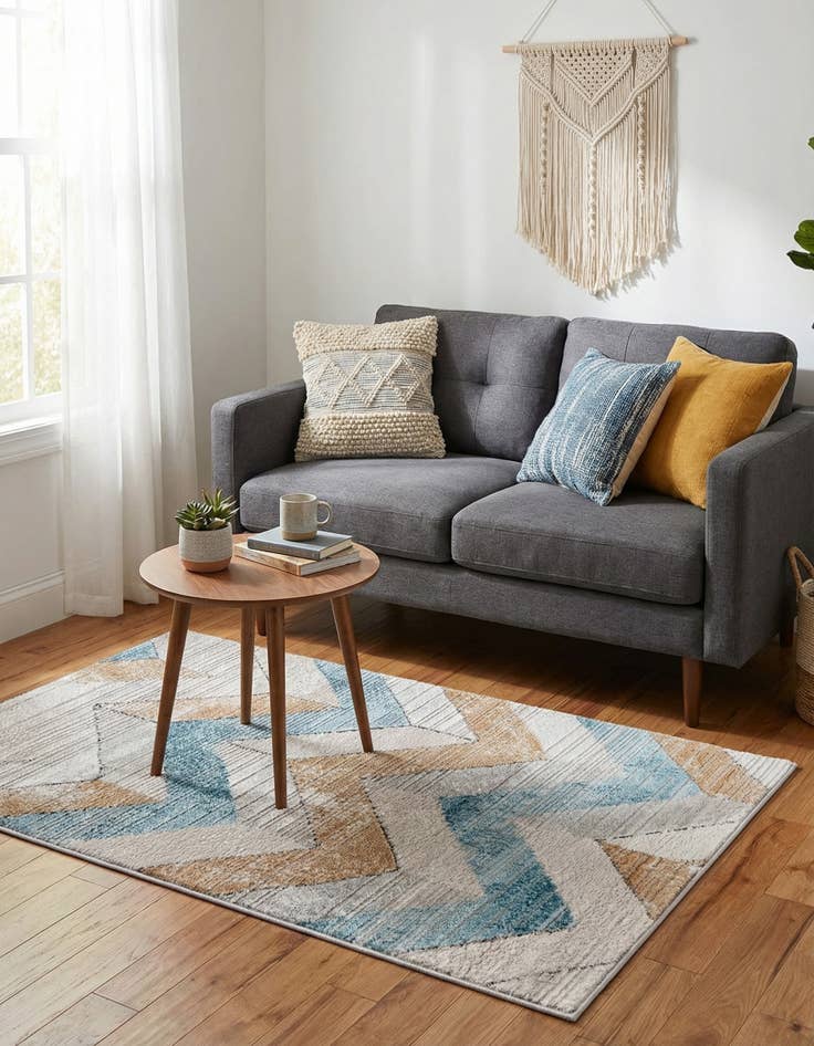 Detail image of 2' 2 x 3' Leipzig Rug