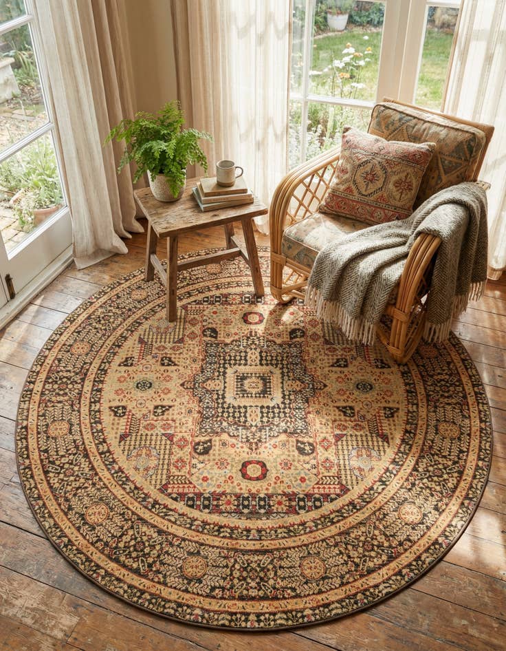 Detail image of 8' x 8' Mamluk Round Rug