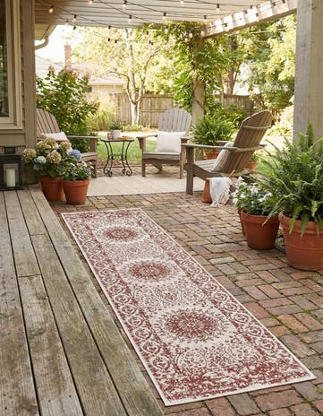 2' x 8' Easy-Clean Traditional Indoor / Outdoor Runner Rug