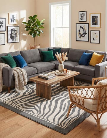 7' 10 x 7' 10 Savannah Square Rug