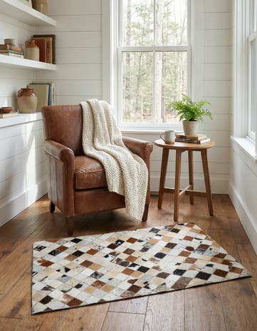 2' x 3' Cowhide Leather Rug