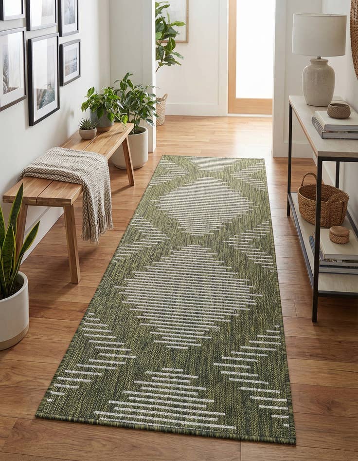 Detail image of 2' x 5' 3 Easy-Clean Modern Indoor / Outdoor Runner Rug