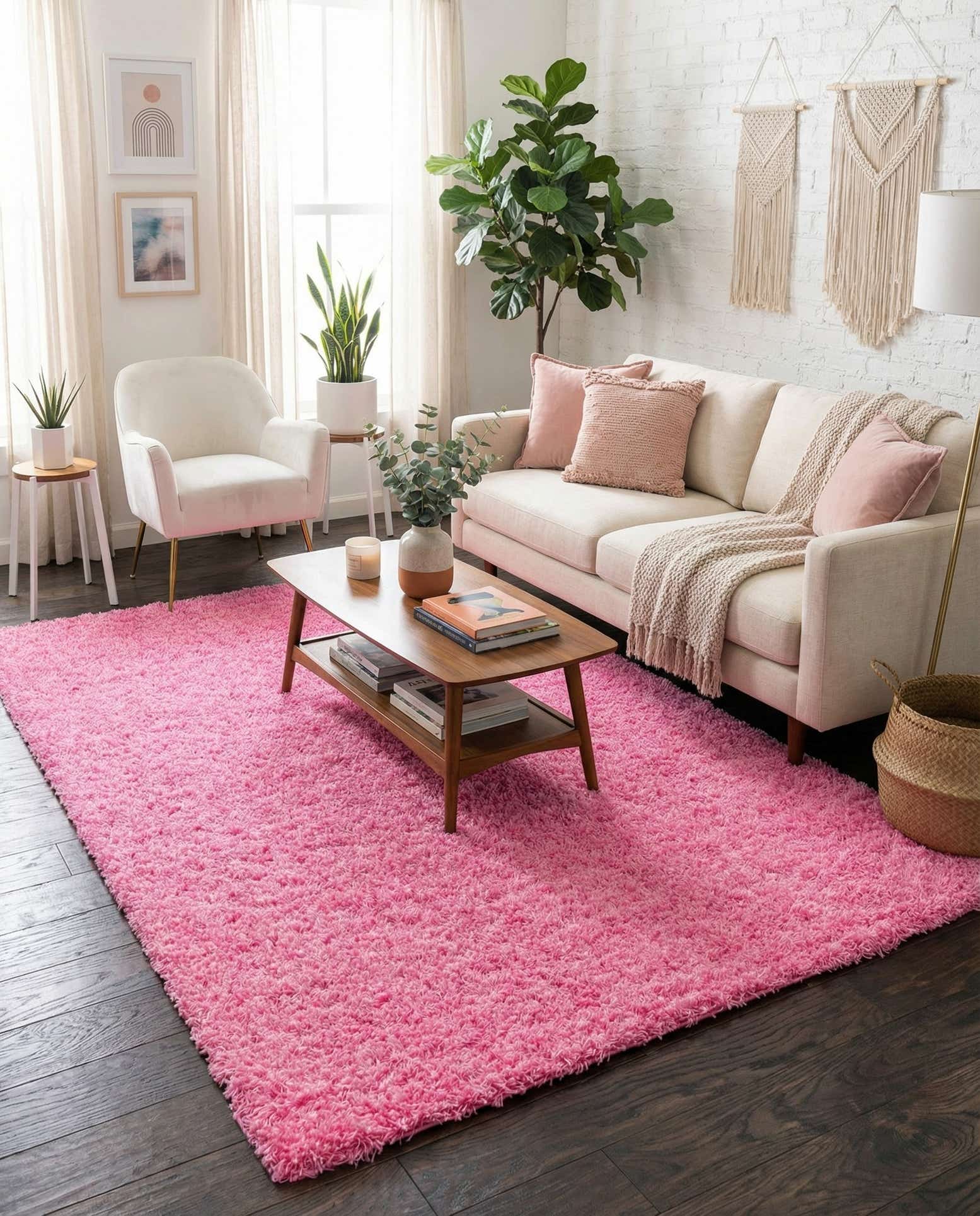 7' x 10' Solid Shag Rug