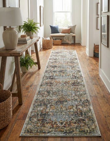 2' 7 x 12' Isabella Runner Rug