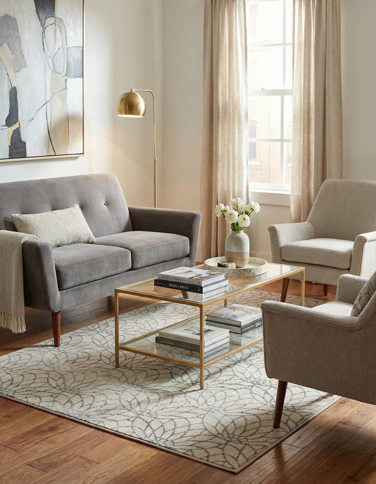 Detail image of  4' x 6'  Marilyn Monroe™ Glam Dahlia Rug