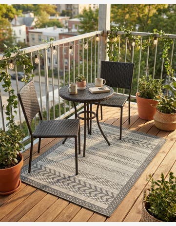 Gray Easy-Clean Border Indoor / Outdoor Rug