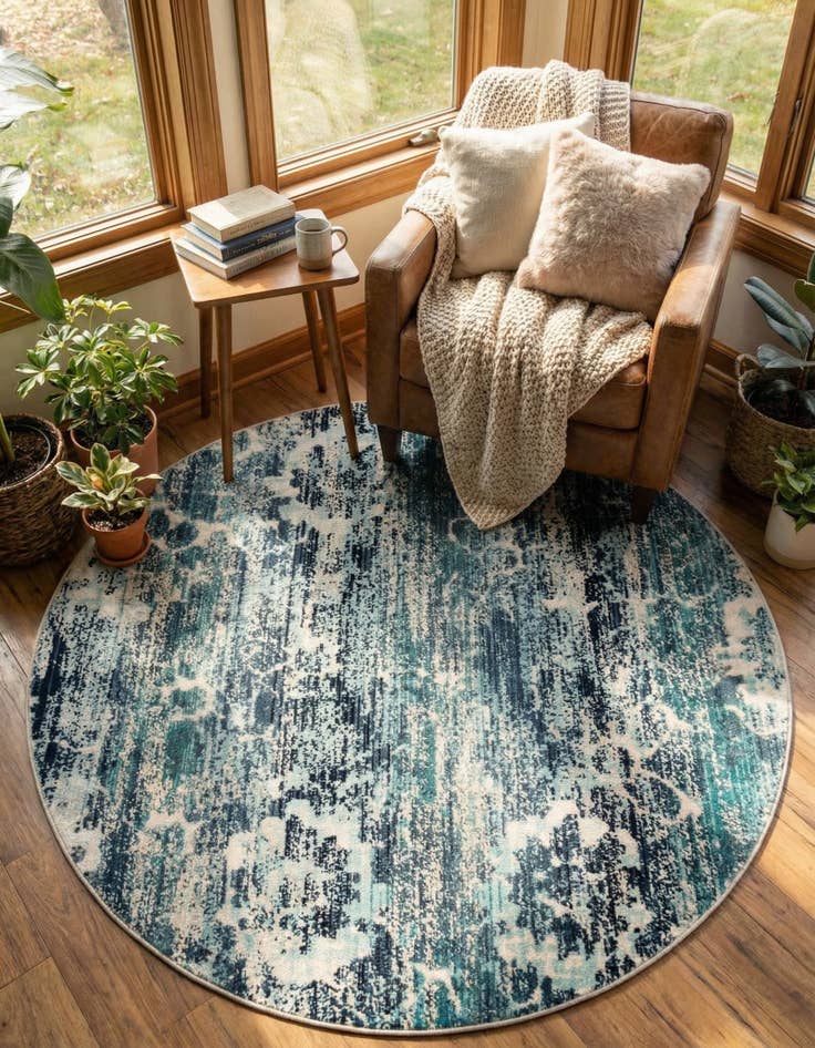 Detail image of  3' 7 x 3' 7 Budapest Round Rug