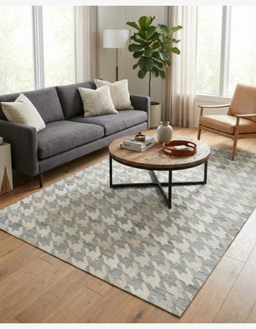 5' 1 x 7' 11 Cowhide - Patchwork Rug