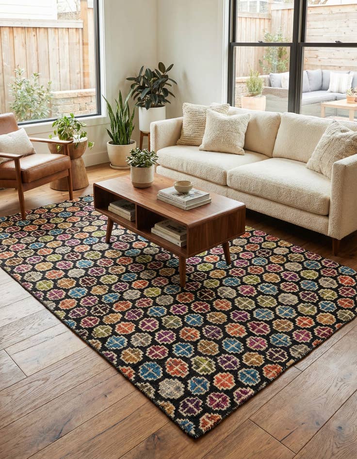 Detail image of 4' 9 x 6' 7  Hand Knotted Darya Wool Rug