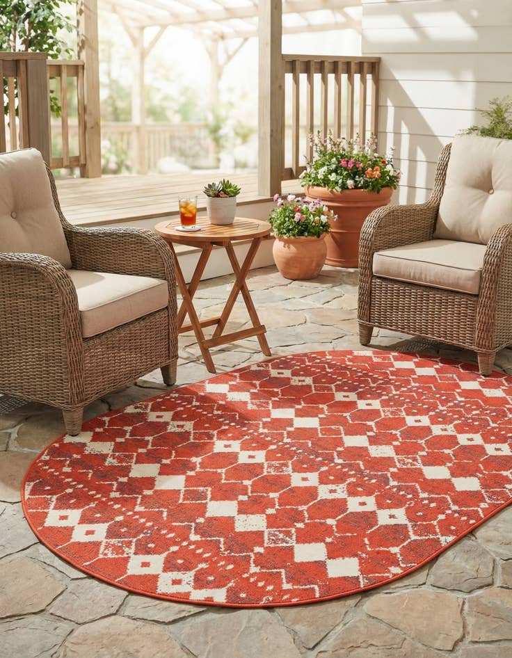 Detail image of  5' 3 x 8'  Washable Lattice Indoor / Outdoor Oval Rug