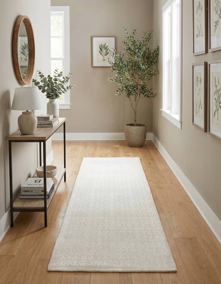 Detail image of 2' 8 x 9' 7  Hand Knotted Darya Wool Runner Rug