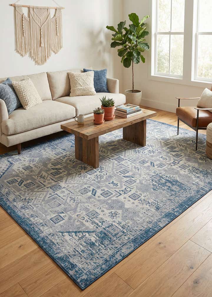 10' x 13' Easy-Clean Aztec Indoor / Outdoor Rug