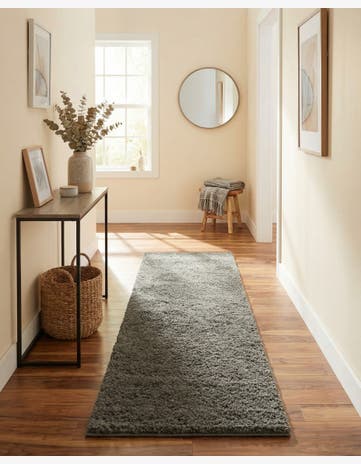 2' x 6' 9 Soft Solid Shag Runner Rug