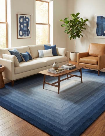 7' 10 x 10' Ombre Wool Rug