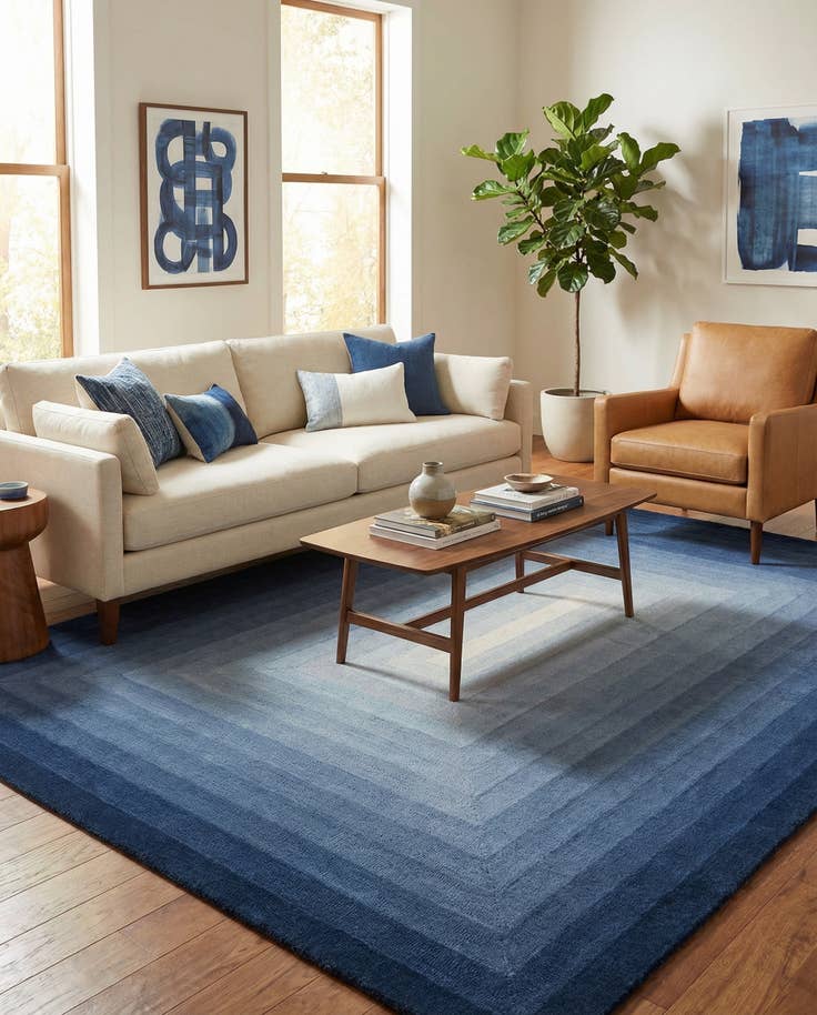 Detail image of 7' 10 x 10' Ombre Wool Rug