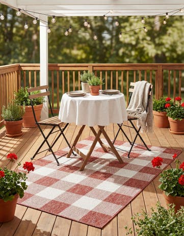 Red Easy-Clean Checkered Indoor / Outdoor Rug