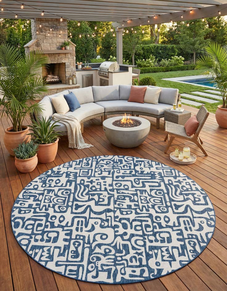 Detail image of 13' x 13'  Washable Modern Indoor / Outdoor Round Rug