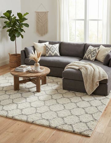10' 8 x 14' Lattice Shag Rug