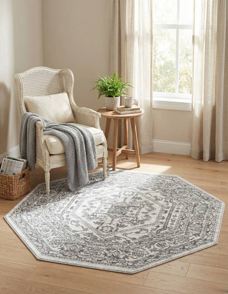 Detail image of  5' 3 x 5' 3 Boston Octagon Rug