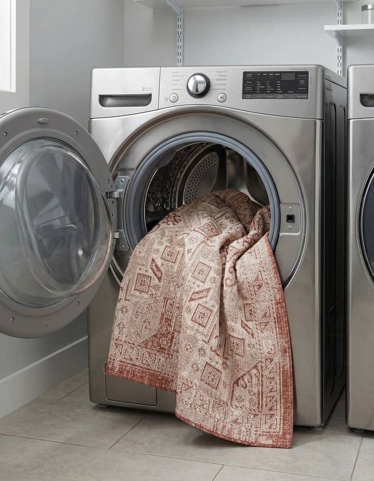 Detail image of  5' 3 x 5' 3  Washable Aztec Indoor / Outdoor Square Rug