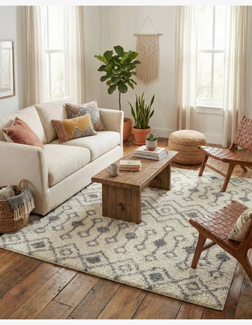 7' 10 x 7' 10 Moroccan Trellis Shag Square Rug