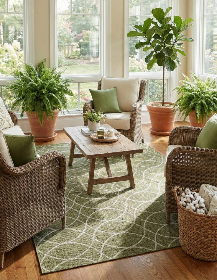 Detail image of 7' 10 x 11'  Washable Trellis Indoor / Outdoor Rug