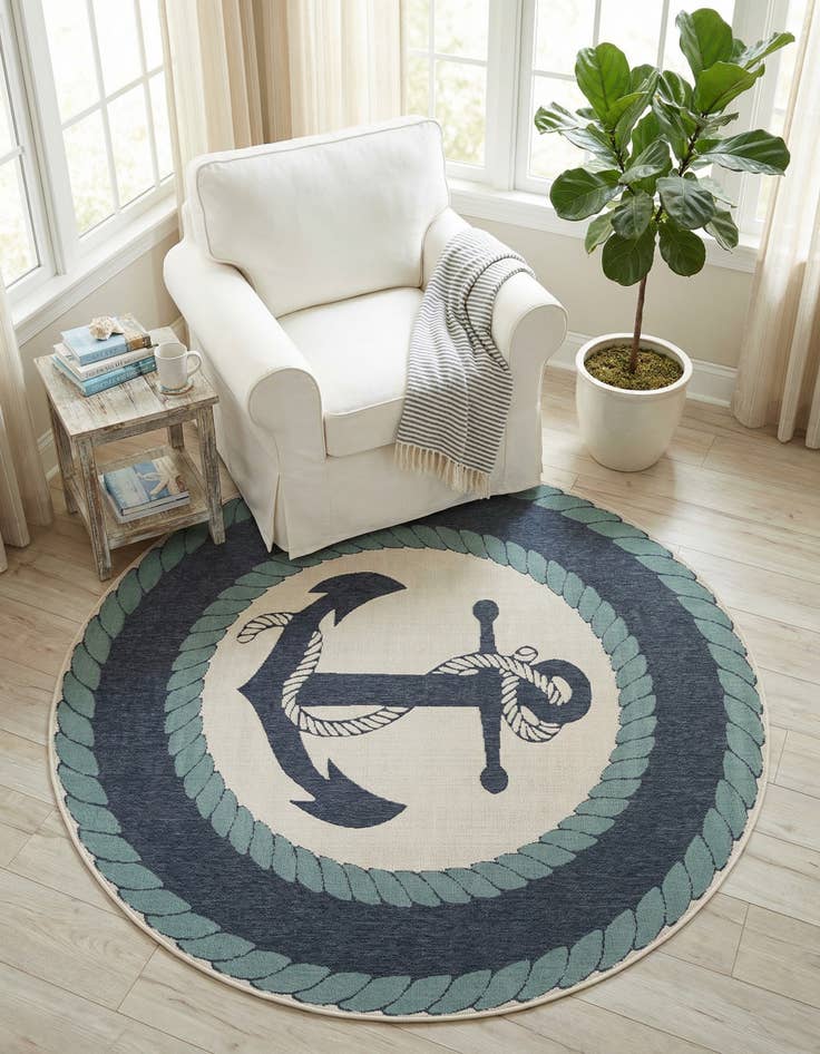 Detail image of 7' 10 x 7' 10  Washable Coastal Indoor / Outdoor Round Rug