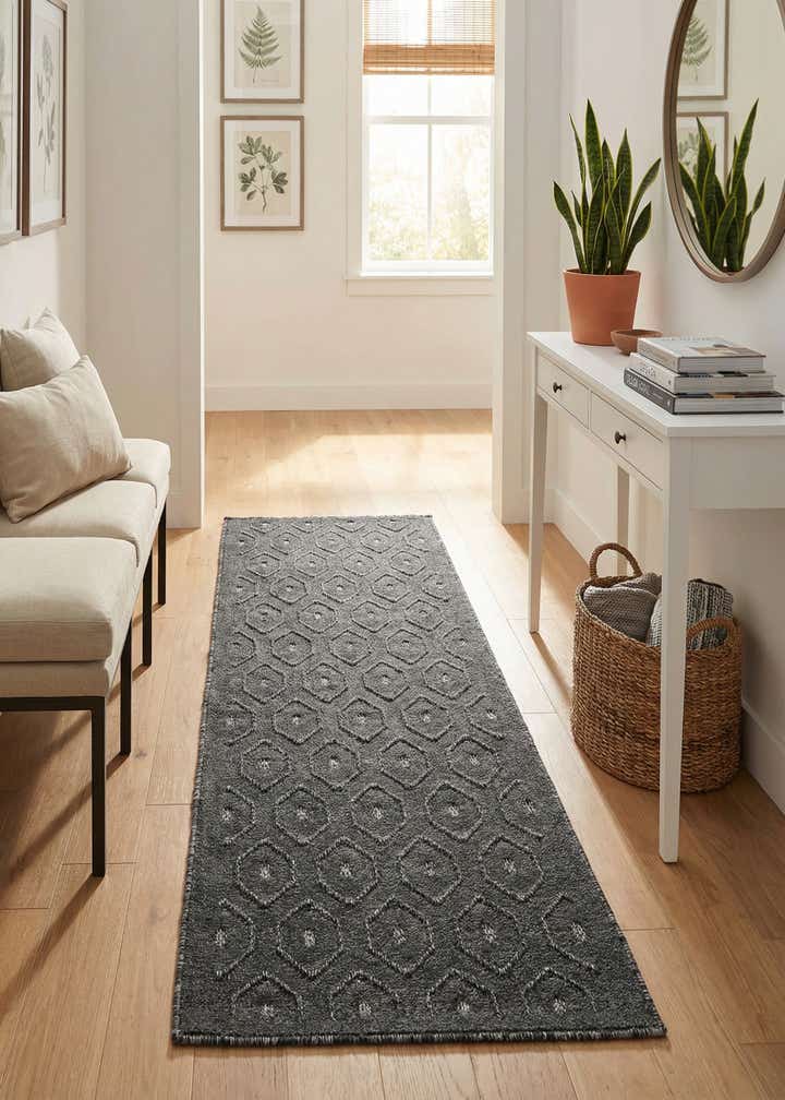2' x 6' Easy-Clean Trellis Textured Indoor / Outdoor Runner Rug