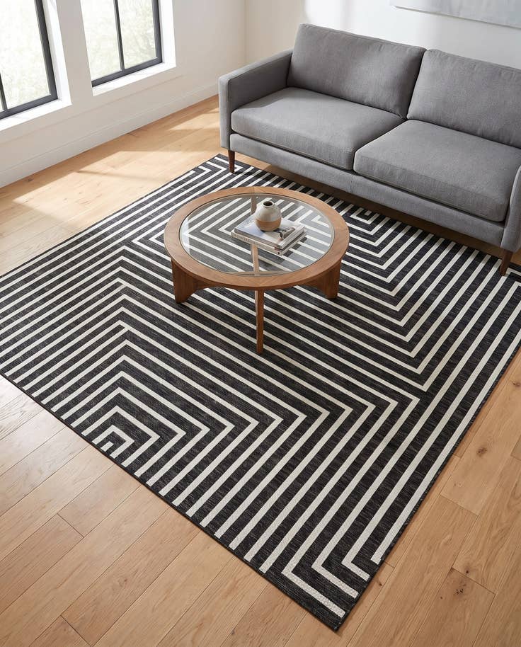 Detail image of 7' 10 x 7' 10 Easy-Clean Modern Indoor / Outdoor Square Rug