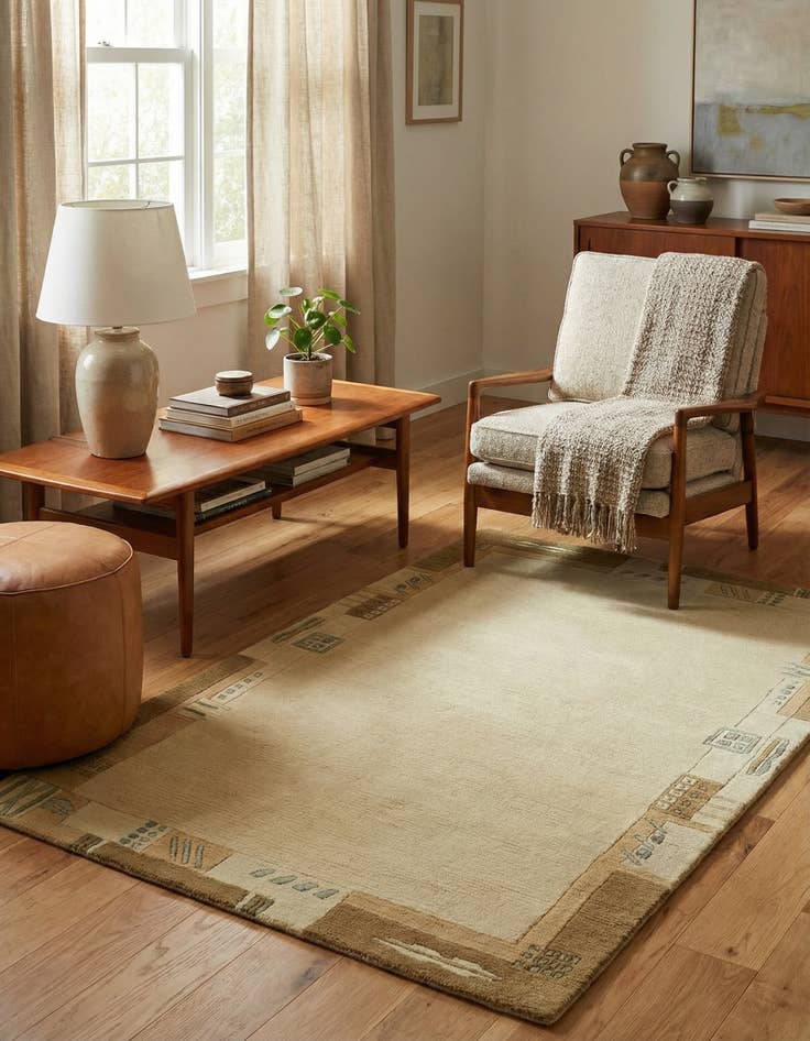 Detail image of 2' 5 x 4' 7  Hand Knotted Nepal Wool Rug