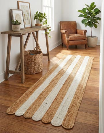 2' x 8' Handmade Scallop Braided Jute Runner Rug