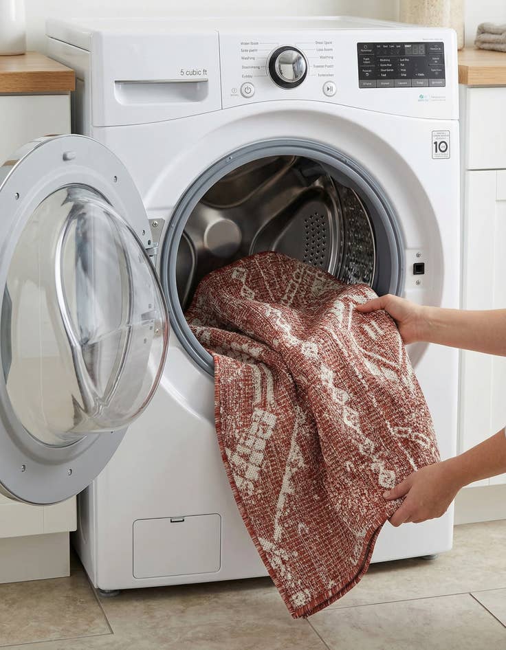 Detail image of  2' x 4'  Washable Bohemian Indoor / Outdoor Runner Rug