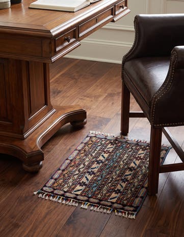 1' 7 x 2' Hand Knotted Ziegler Rug