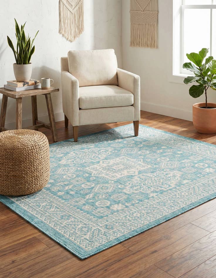 Detail image of 5' 3 x 5' 3  Washable Aztec Indoor / Outdoor Square Rug