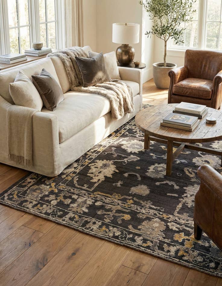 Detail image of 8' 5 x 9' 5  Hand Knotted Oushak Wool Rug