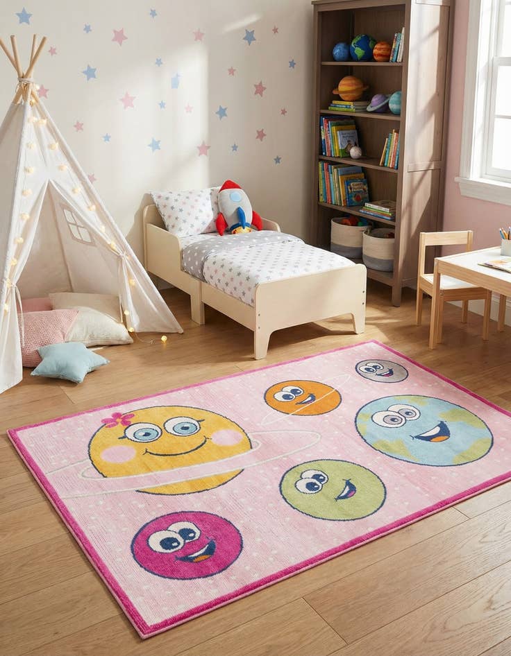 Detail image of 5' 3 x 7' 7  Washable  Indoor / Outdoor Rug