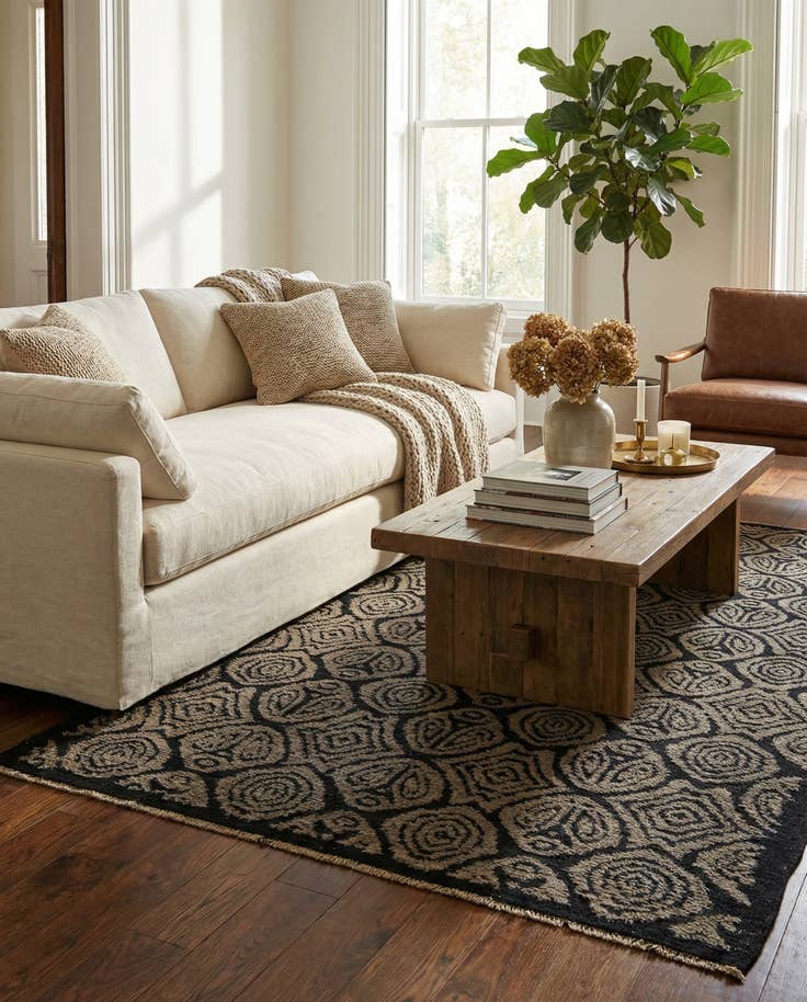 Detail image of 5' 4 x 9' 11 Hand Knotted Darya Wool Rug