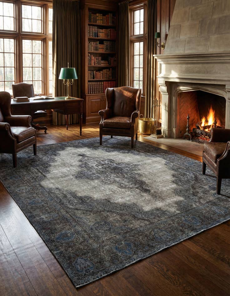 Detail image of 10' x 12' 7 Vintage Rug