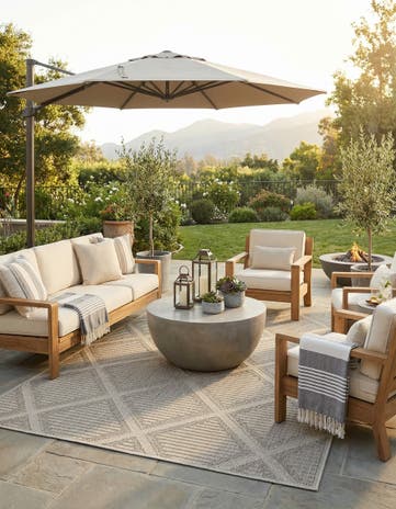 9' x 12' Easy-Clean Lattice Indoor / Outdoor Rug