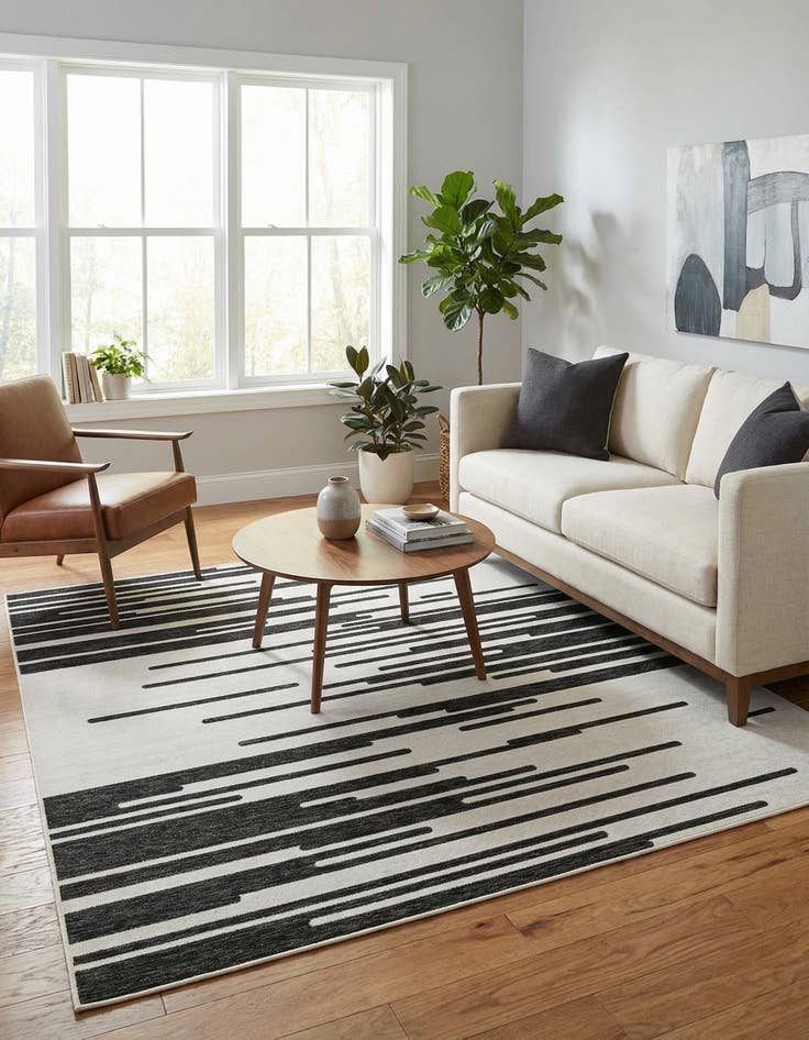 Detail image of 7' 10 x 7' 10  Washable Modern Indoor / Outdoor Square Rug