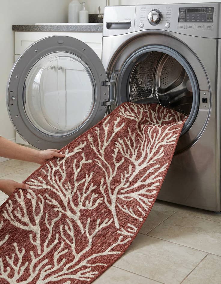 Detail image of  2' 7 x 12'  Washable Coastal Indoor / Outdoor Runner Rug