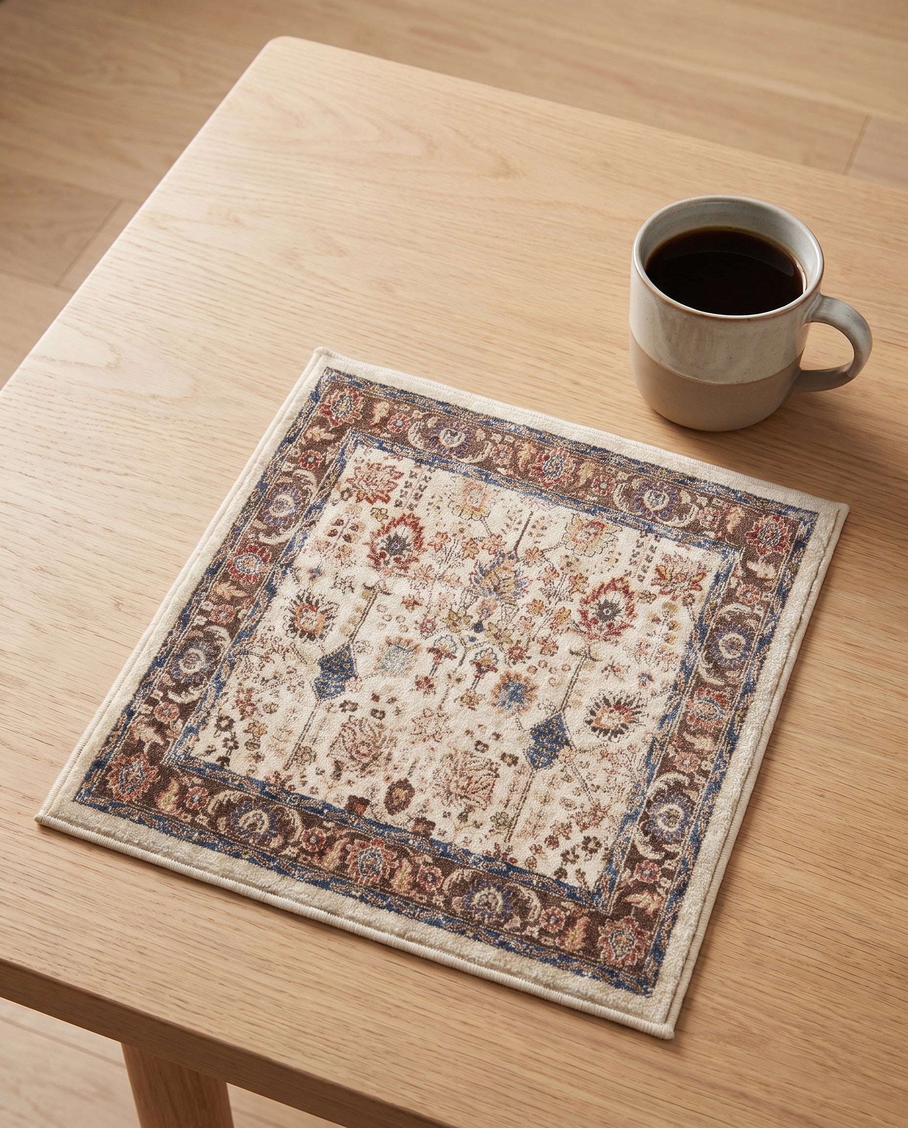 1' 4 x 1' 4 Arcadia Sample Rug