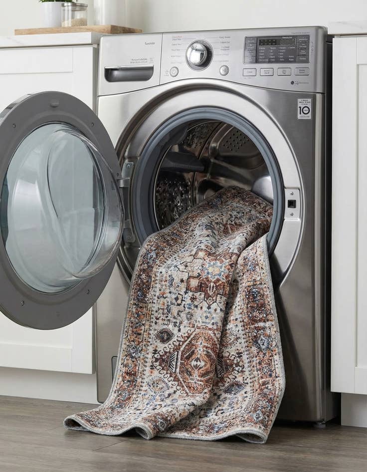 Detail image of 2' 7 x 12'  Washable Yara Runner Rug