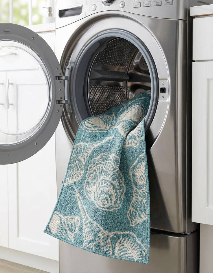 Detail image of 2' x 8'  Washable Coastal Indoor / Outdoor Runner Rug