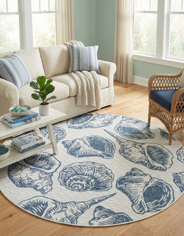 Detail image of 7' 10 x 7' 10  Washable Coastal Indoor / Outdoor Round Rug