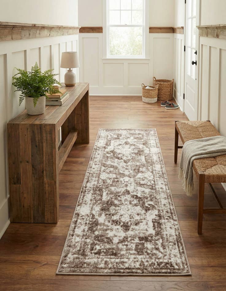 Detail image of 2' x 5' 1 Monaco Runner Rug