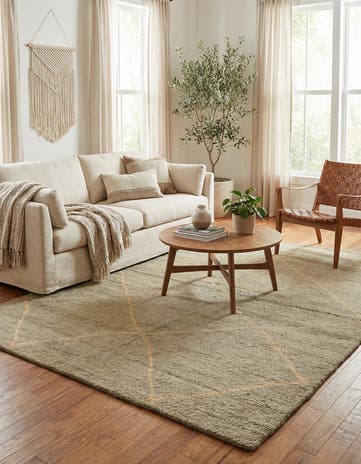 4' 8 x 6' 6 Hand Knotted Moroccan Wool Rug